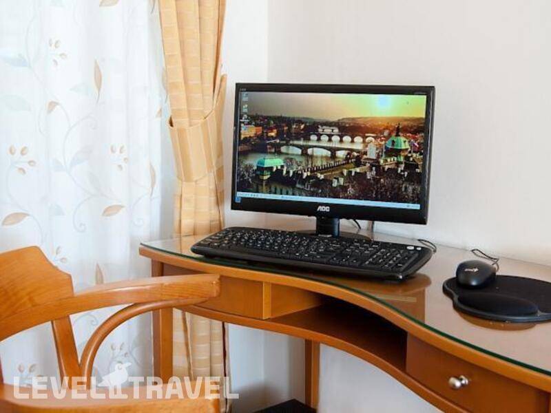 Фотография Cloister Inn Hotel