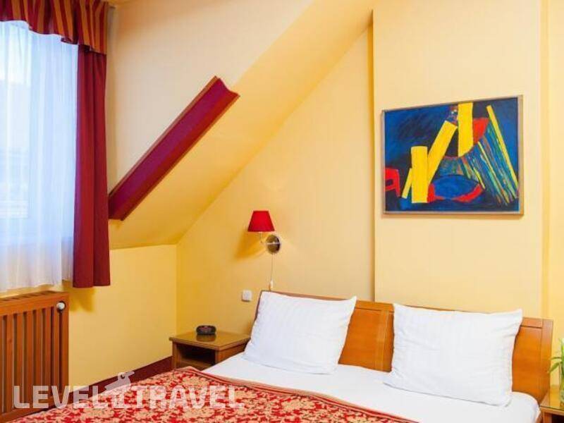 Фотография Cloister Inn Hotel