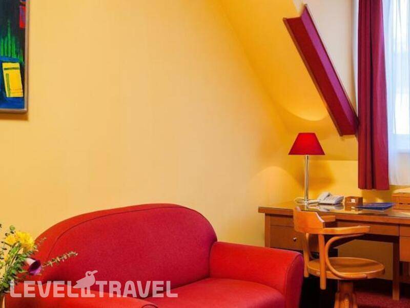 Фотография Cloister Inn Hotel