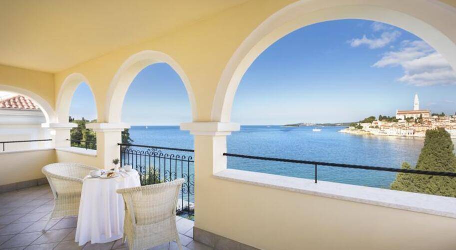 Katarina Hotel