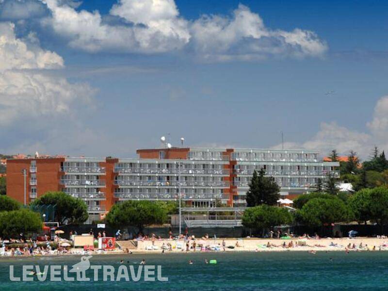 Фотография Arena Hotel Holiday (Ex.Holiday Hotel)