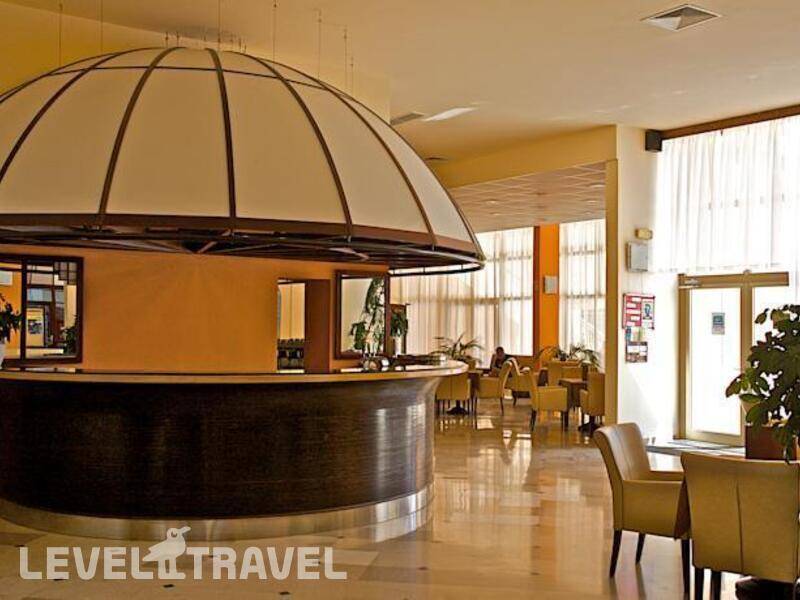 Фотография Arena Hotel Holiday (Ex.Holiday Hotel)