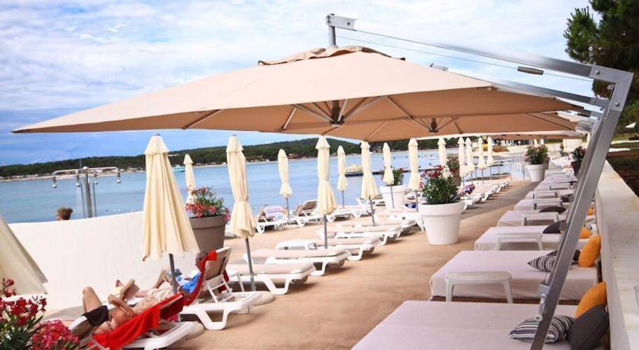 Ai Pini Resort