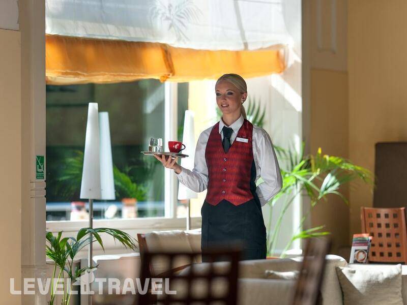 Фотография Bristol Hotel