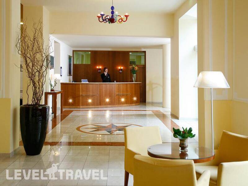 Фотография Bristol Hotel