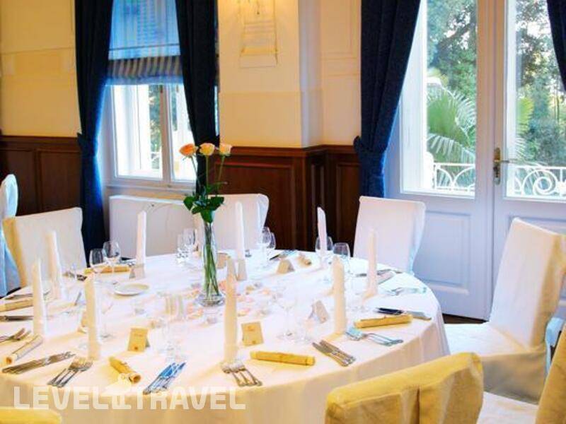 Фотография Bristol Hotel