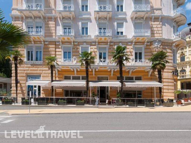 Фотография Bristol Hotel