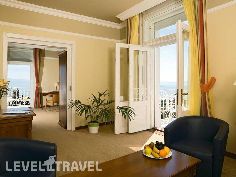 Фотография Bristol Hotel