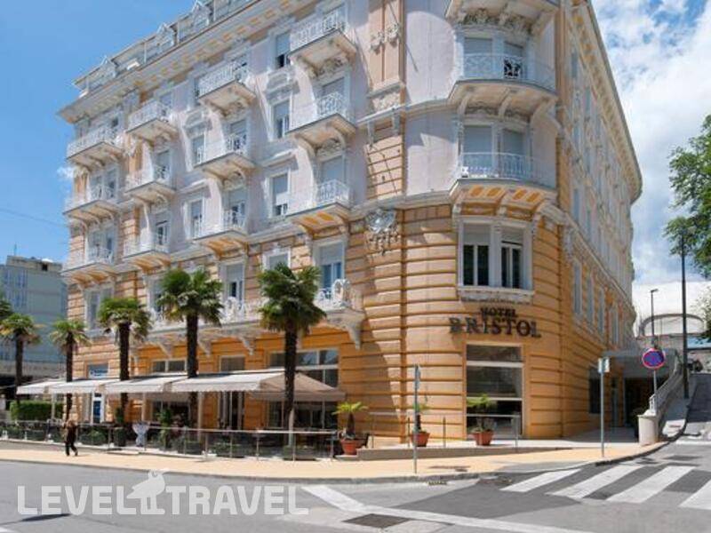 Фотография Bristol Hotel