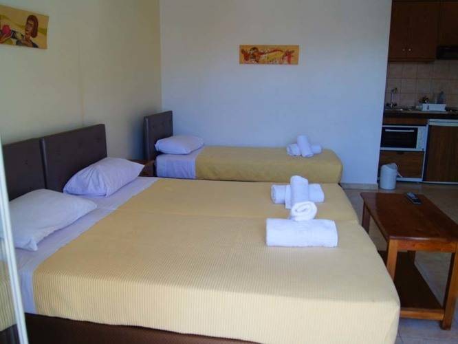 Aithrio Hotel