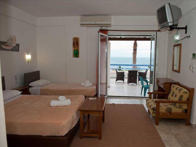 Aithrio Hotel