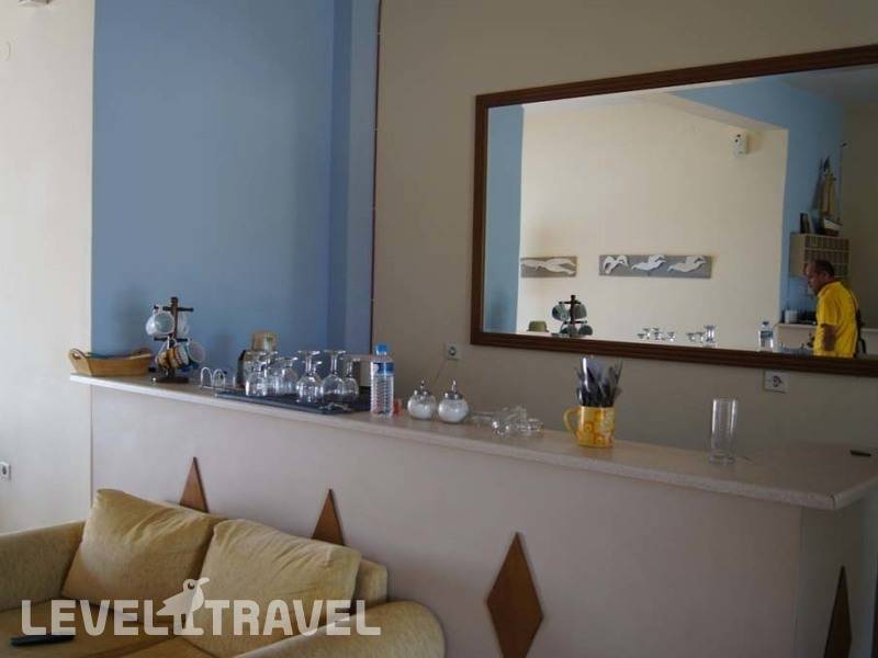 Фотография Aithrio Hotel