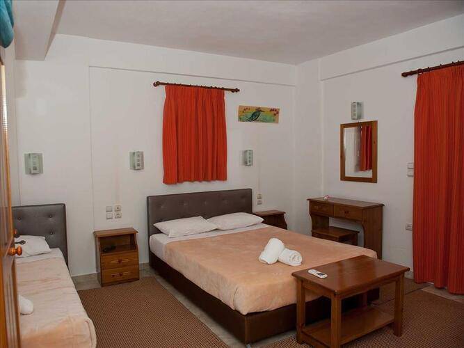 Aithrio Hotel