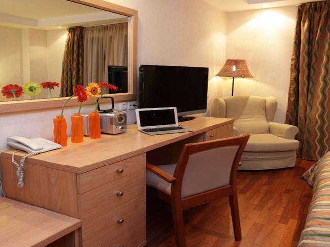 Athina Airport Hotel (Athina Palace Hotel)