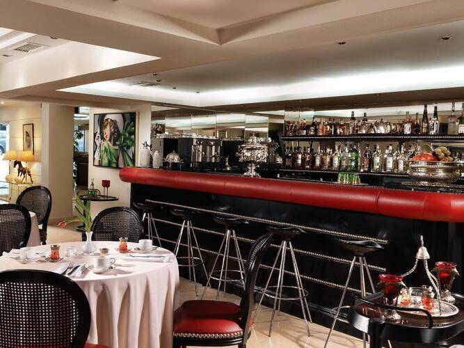 Best Western Plus Embassy Hotel