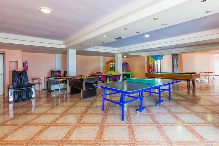 Atrium Hotel