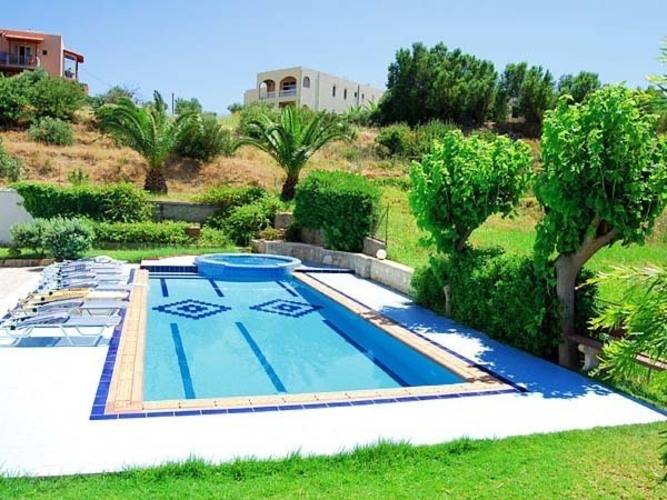 Anthos Apartments