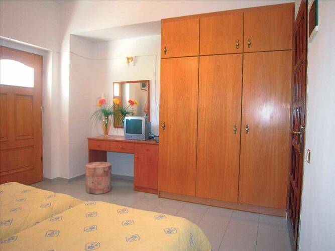 Anthos Apartments