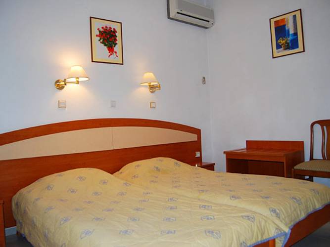 Anthos Apartments
