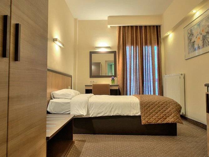 Abc Hotel