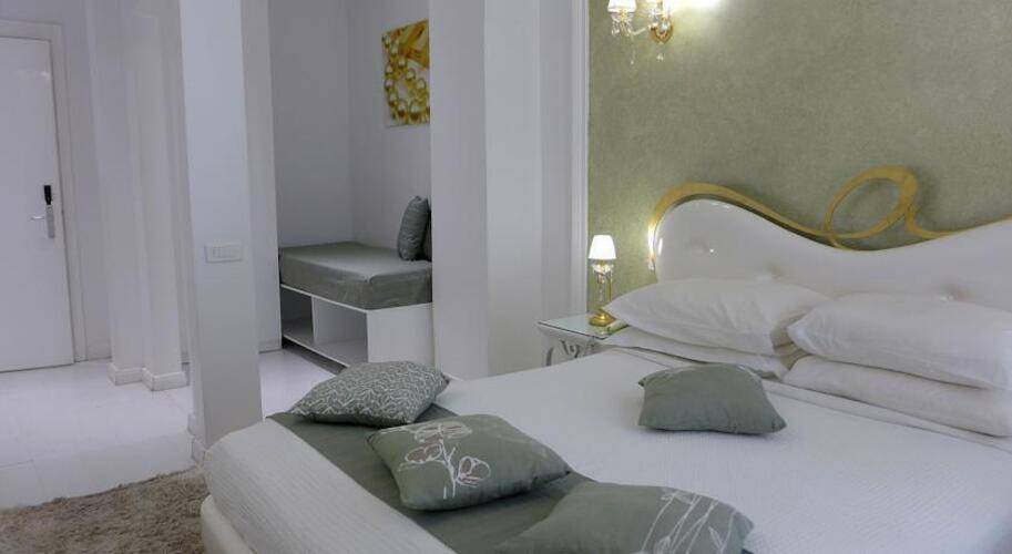 Athens Diamond Plus Hotel