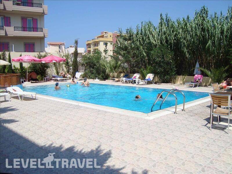 Фотография Eleni Palace Apartments