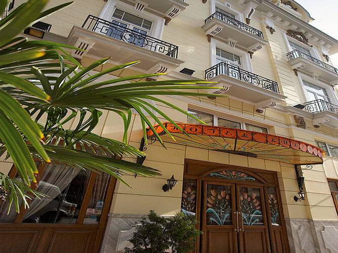 Luxembourg Hotel