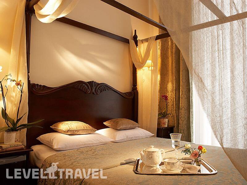 Фотография Luxembourg Hotel