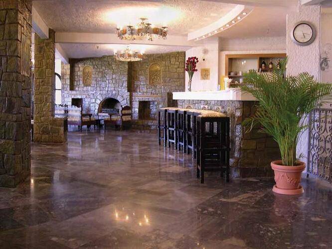 Karteros Hotel