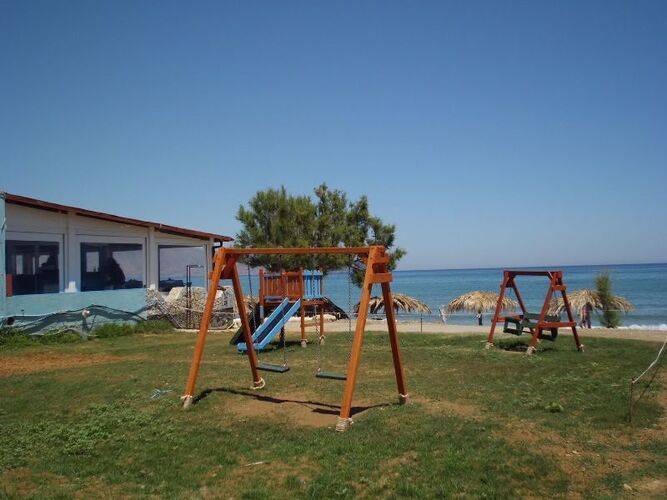 Mari Beach Hotel