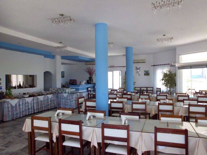 Mari Beach Hotel