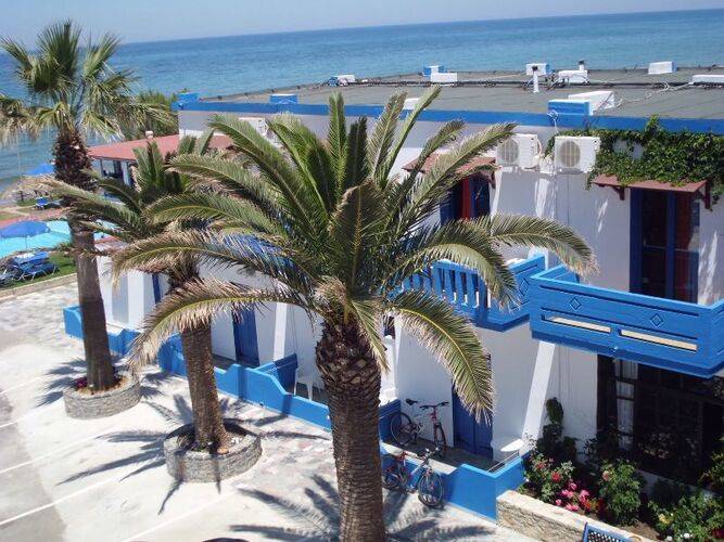 Mari Beach Hotel