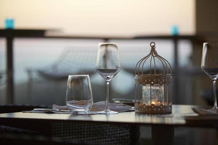 Minoa Palace Resort Hotel