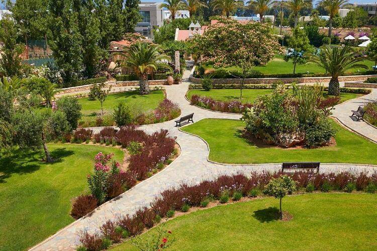 Minoa Palace Resort Hotel