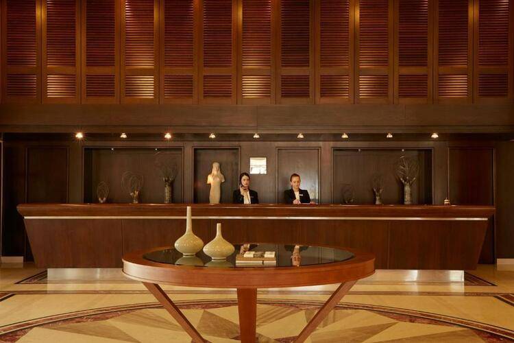 Minoa Palace Resort Hotel