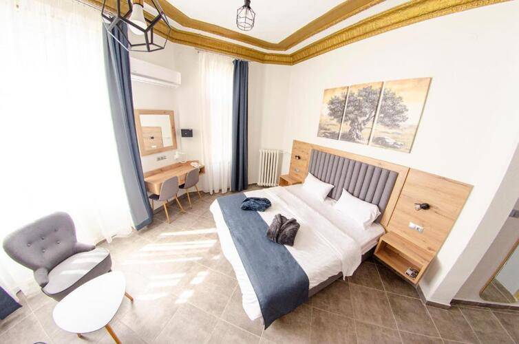Nea Metropolis Hotel