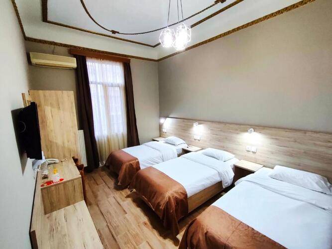 Nea Metropolis Hotel