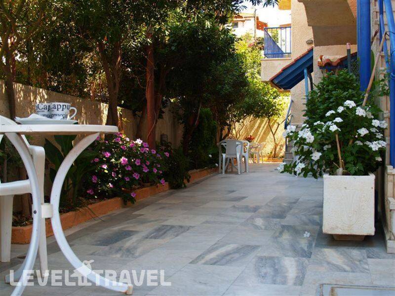 Фотография Michele Marie Apartment Hotel