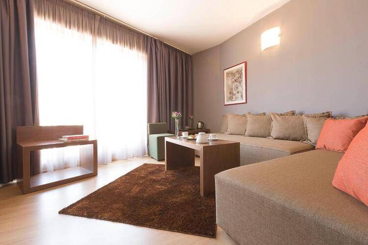 Plaza Art Hotel