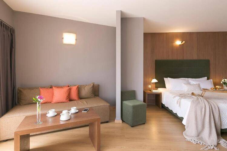 Plaza Art Hotel
