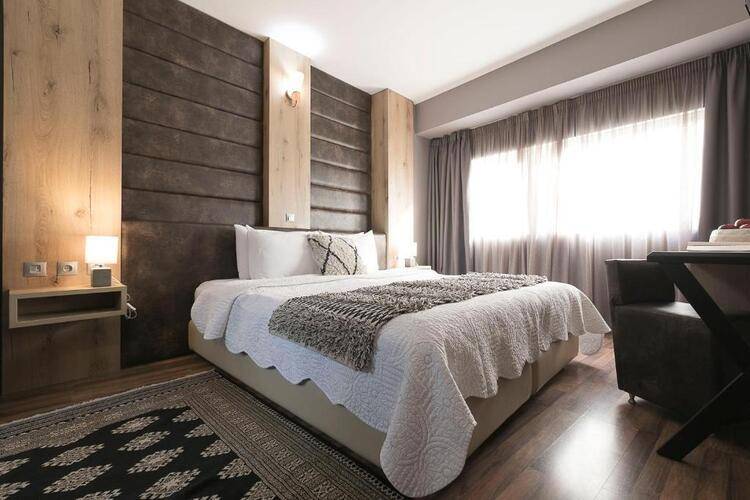 Plaza Art Hotel