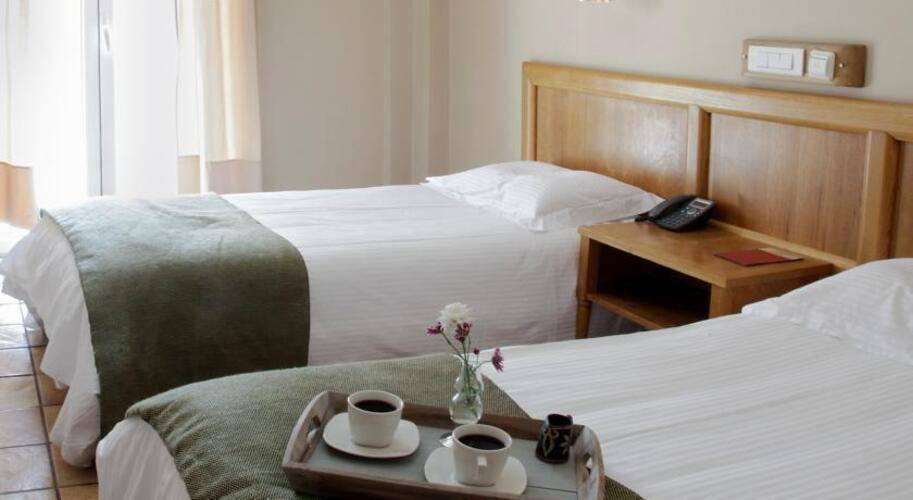 Pella Hotel