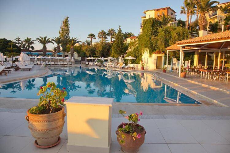 Bomo Rethymno Mare & Water Park
