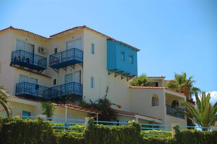 Bomo Rethymno Mare & Water Park