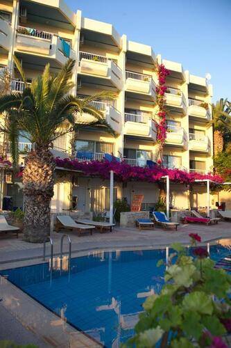 Bomo Rethymno Mare & Water Park
