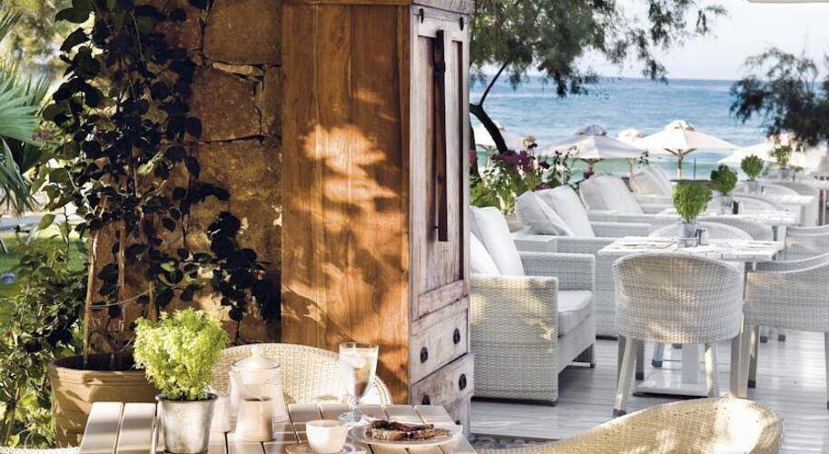 Sani Beach Hotel & Spa