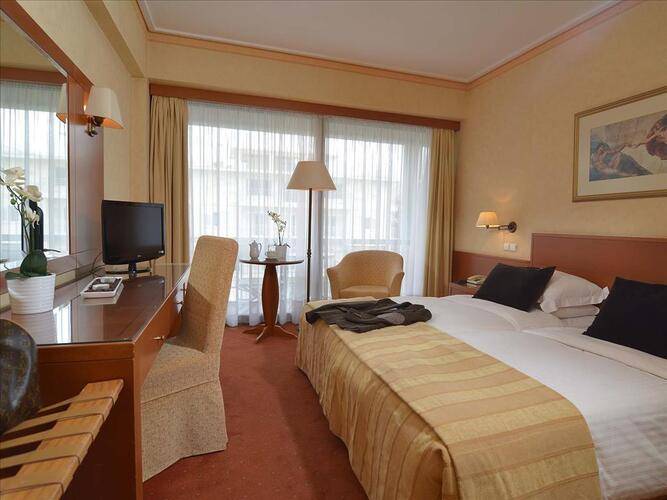 Sea View Hotel