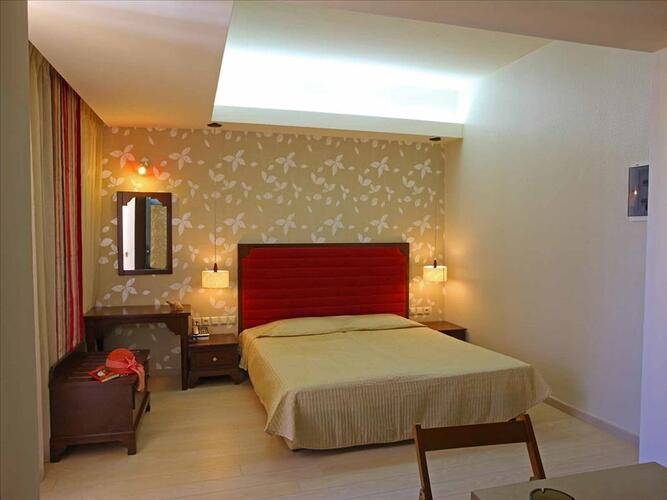 Steris Elegant Beach Hotel