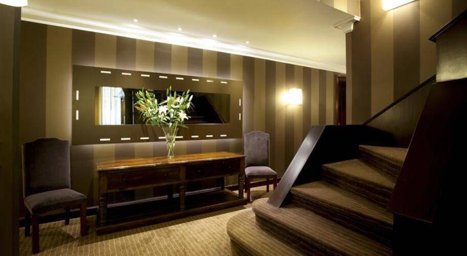The Kefalari Suites