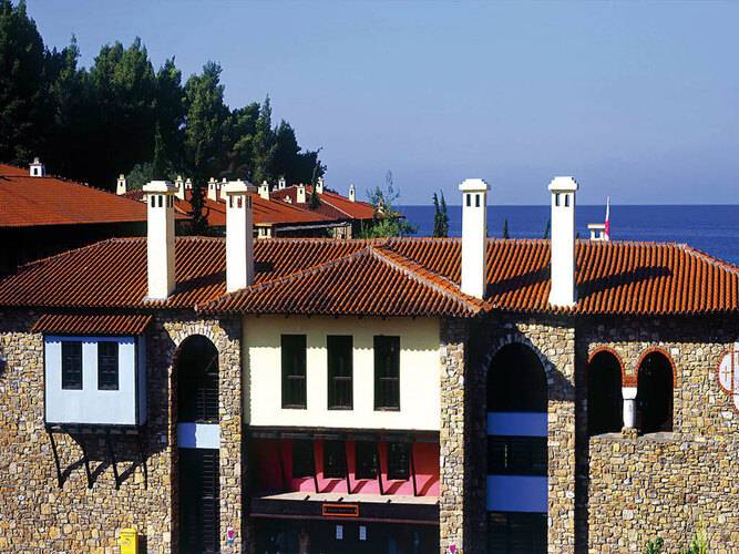 Simantro Beach